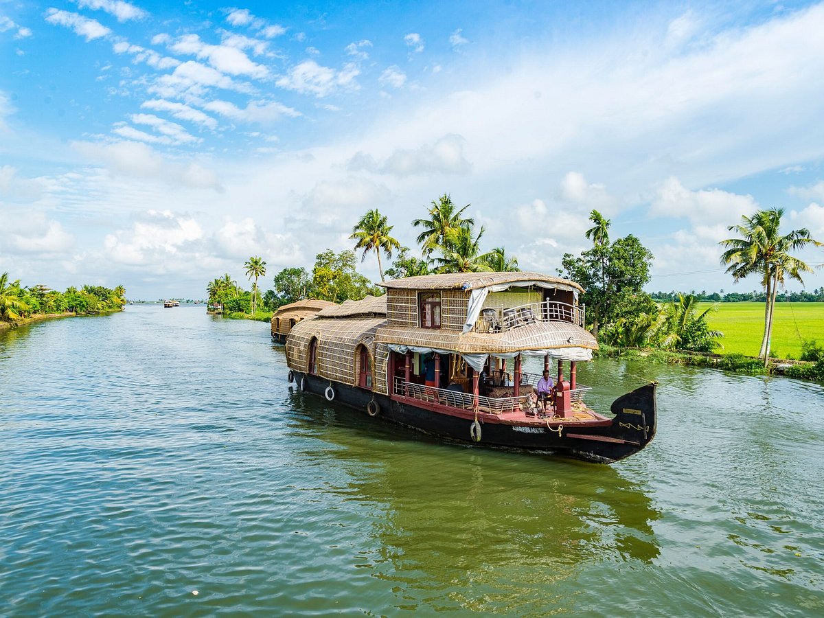 alleppey-backwater-tour.jpg